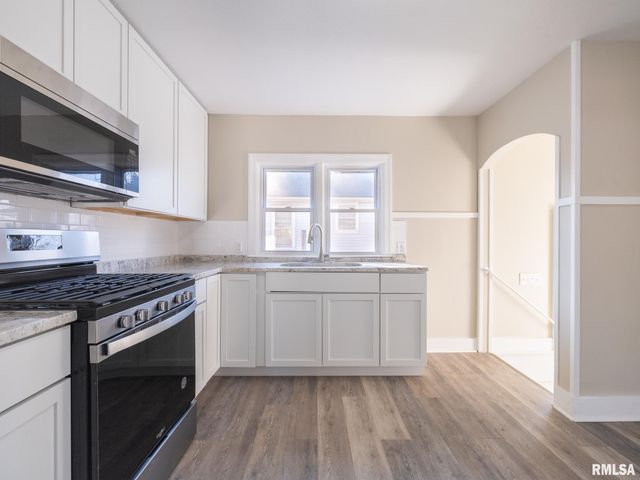 1509 CHESTNUT Street, Pekin, IL 61554