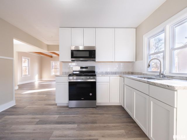 1509 CHESTNUT Street, Pekin, IL 61554