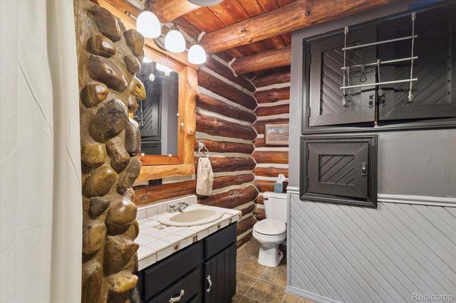 2483 Bayne Road, Cedar Creek Township, MI 49457