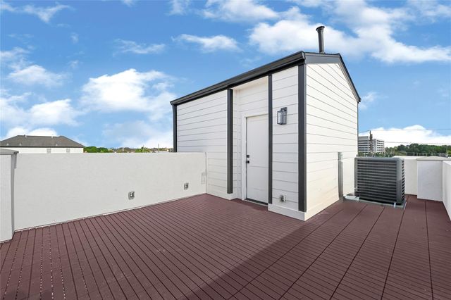 5619 Val Verde Street, Houston, TX 77057