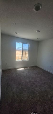17426 Whiskey Mountain, Hesperia, CA 92345