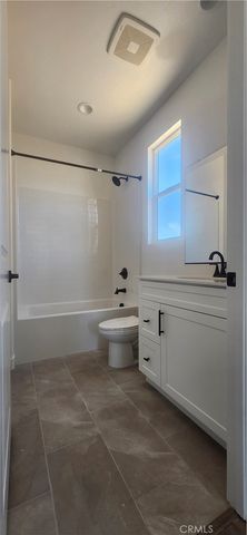 17426 Whiskey Mountain, Hesperia, CA 92345