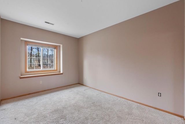 180 W Oak Leaf DRIVE, Oak Creek, WI 53154