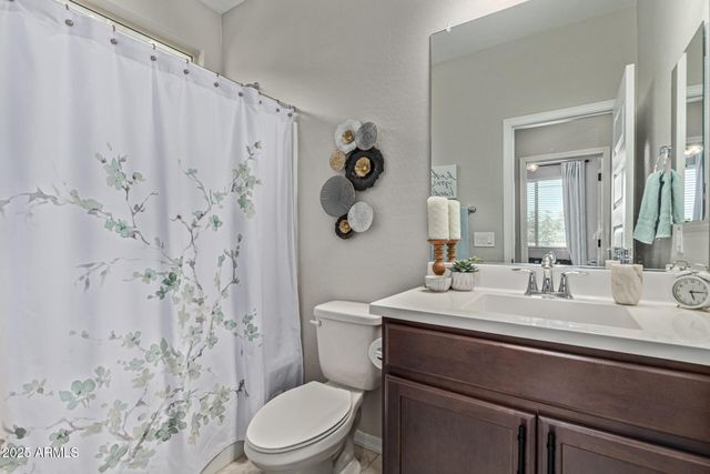 5438 W COUNTRY GARDEN Lane, Laveen, AZ 85339