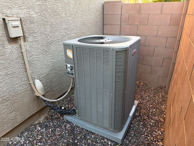 5438 W COUNTRY GARDEN Lane, Laveen, AZ 85339