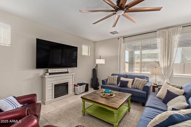 5438 W COUNTRY GARDEN Lane, Laveen, AZ 85339