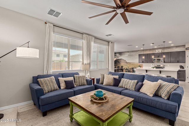 5438 W COUNTRY GARDEN Lane, Laveen, AZ 85339