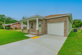 7111 Mcadam Ct, Pensacola, FL 32504
