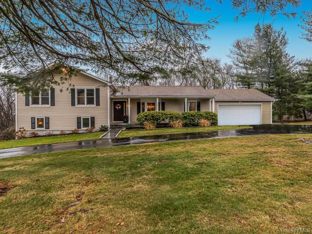 70 Breckenridge Road, Mahopac, NY 10541
