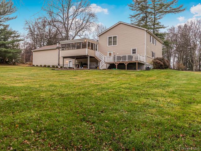 70 Breckenridge Road, Mahopac, NY 10541