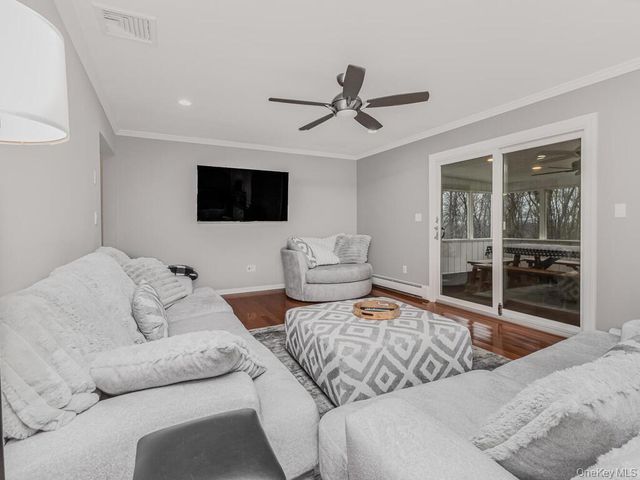 70 Breckenridge Road, Mahopac, NY 10541