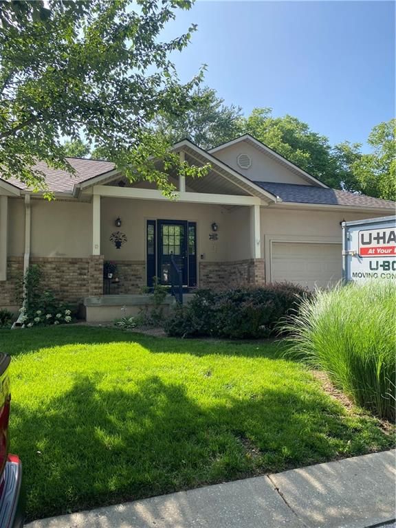 2301 Richwood Circle, Blue Springs, MO 64015
