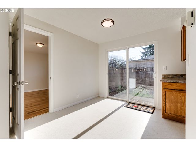 3503 OREGON Ave, Springfield, OR 97478