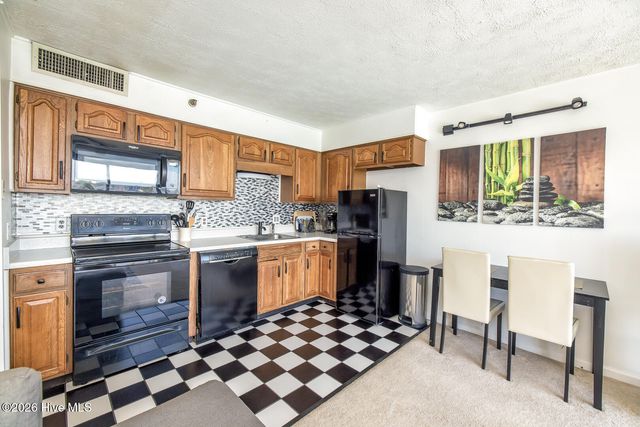 1080 Saint Joseph Street 2 D, Carolina Beach, NC 28428