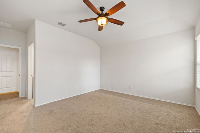 837 MARGAY LOOP, Seguin, TX 78155