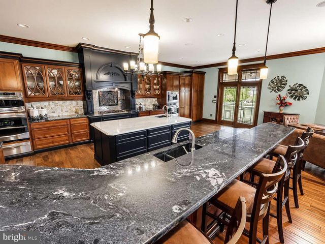24730 HALF PONE POINT RD, Hollywood, MD 20636