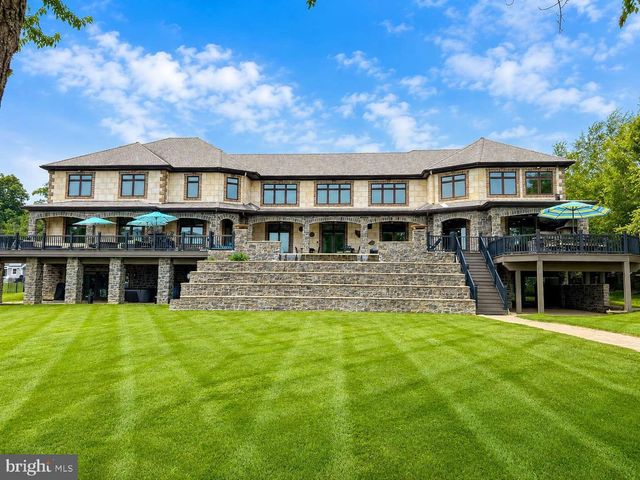 24730 HALF PONE POINT RD, Hollywood, MD 20636