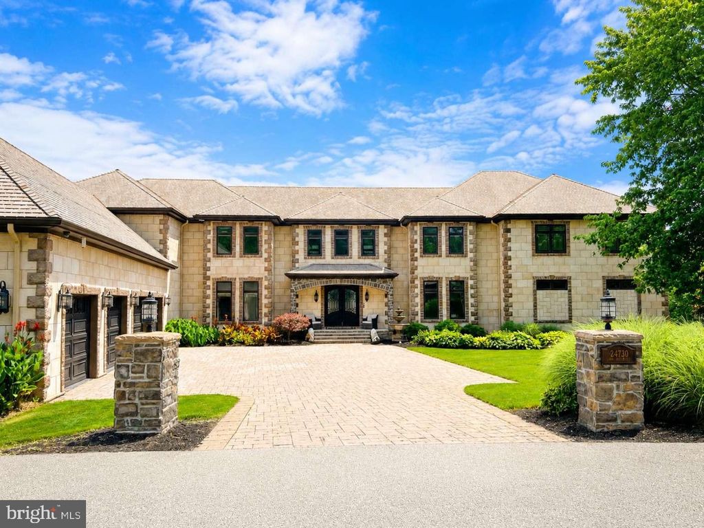 24730 HALF PONE POINT RD, Hollywood, MD 20636