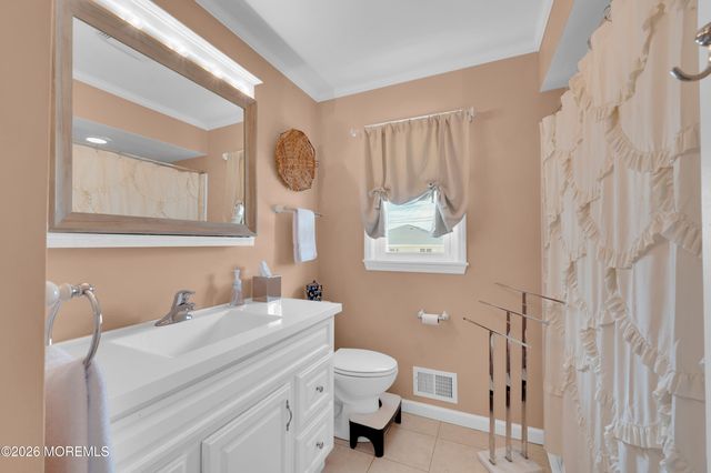 3428 Bergen Avenue, Toms River, NJ 08753