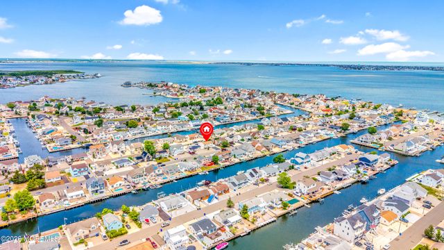 3428 Bergen Avenue, Toms River, NJ 08753