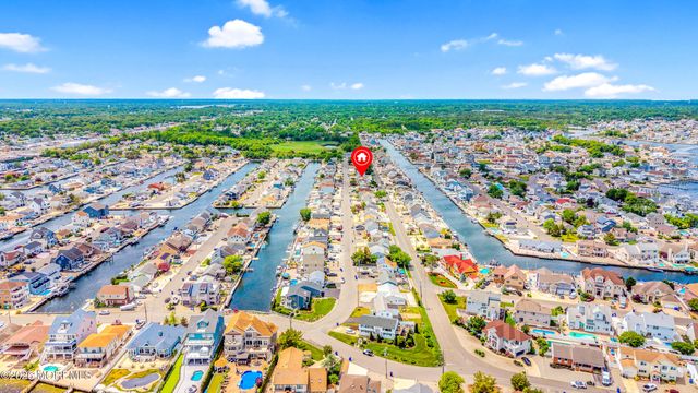 3428 Bergen Avenue, Toms River, NJ 08753