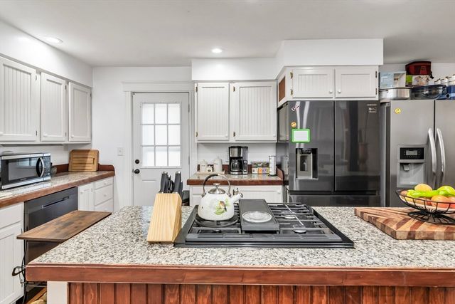 144 Merrimack St, Methuen, MA 01844