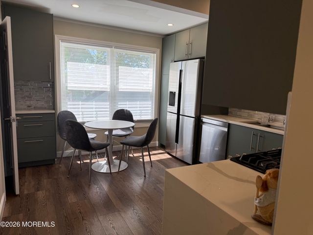 15 Beachway Avenue 10, Keansburg, NJ 07734