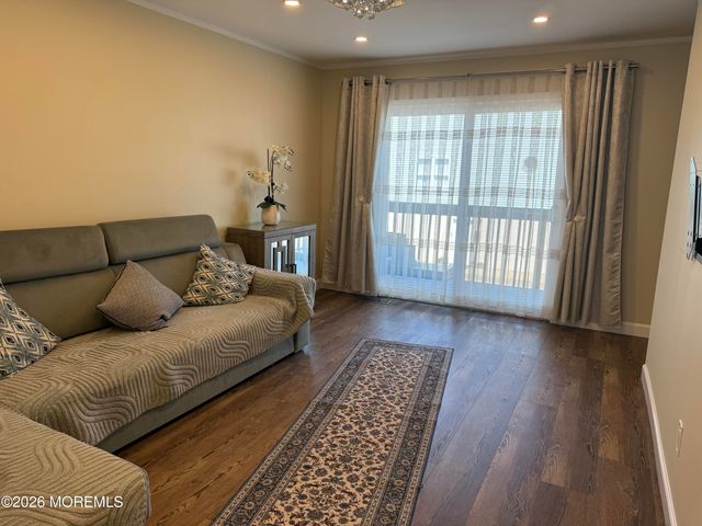 15 Beachway Avenue 10, Keansburg, NJ 07734