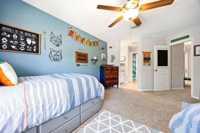 907 Live Oak Lane, Seabrook, TX 77586