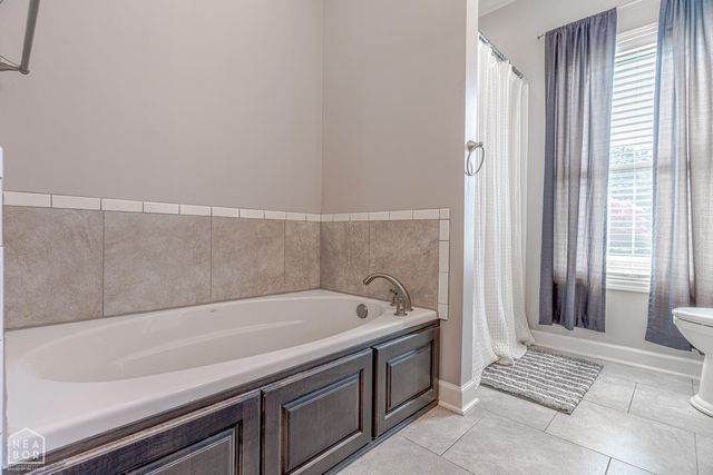 5306 Johnwood Drive, Jonesboro, AR 72404