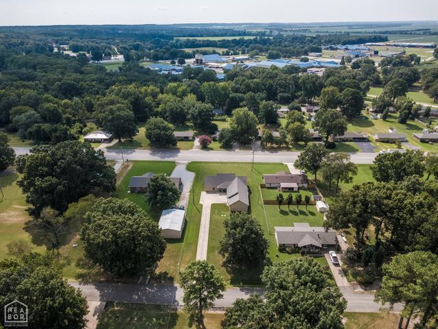 5306 Johnwood Drive, Jonesboro, AR 72404