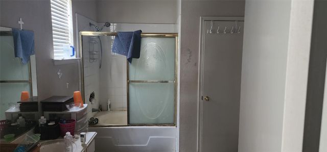 1303 Coppermeade Drive, Houston, TX 77067