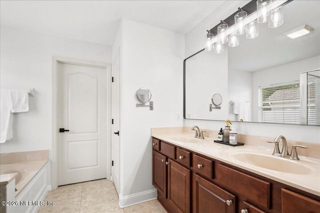 133 OAKWOOD PLANTATION Drive, Fleming Island, FL 32003