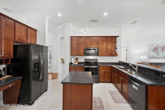 133 OAKWOOD PLANTATION Drive, Fleming Island, FL 32003