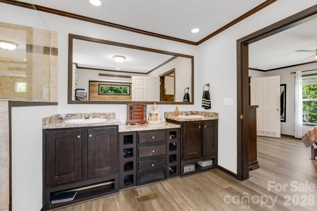 256 Phillips Valley Road, Mars Hill, NC 28754