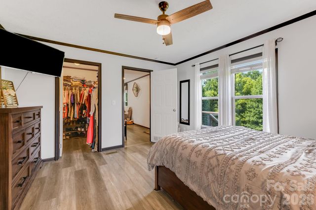 256 Phillips Valley Road, Mars Hill, NC 28754