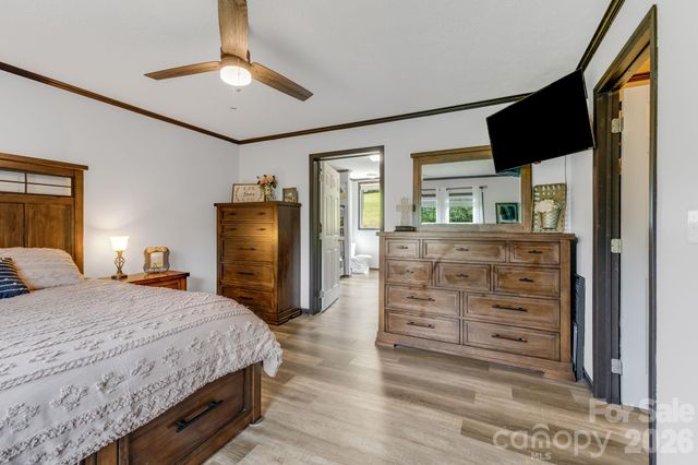 256 Phillips Valley Road, Mars Hill, NC 28754