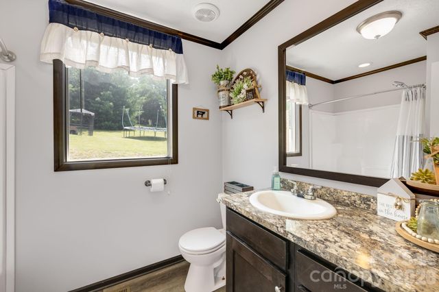 256 Phillips Valley Road, Mars Hill, NC 28754