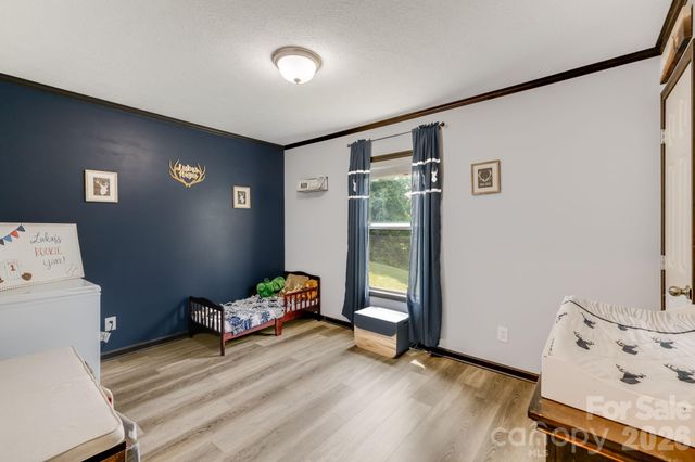 256 Phillips Valley Road, Mars Hill, NC 28754