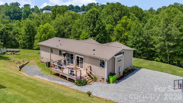 256 Phillips Valley Road, Mars Hill, NC 28754