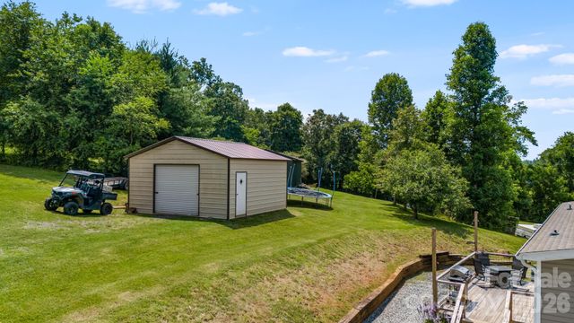 256 Phillips Valley Road, Mars Hill, NC 28754