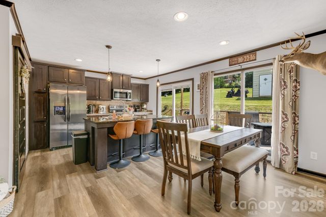 256 Phillips Valley Road, Mars Hill, NC 28754