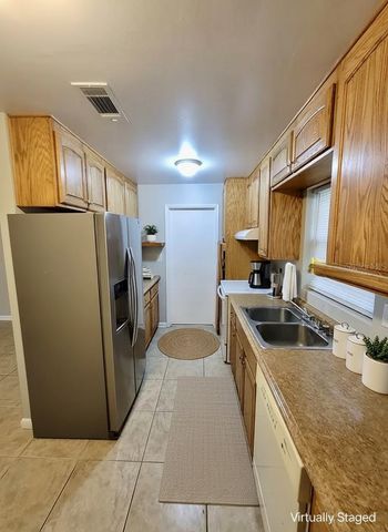 4808 NE 3RD PLACE, Gainesville, FL 32641