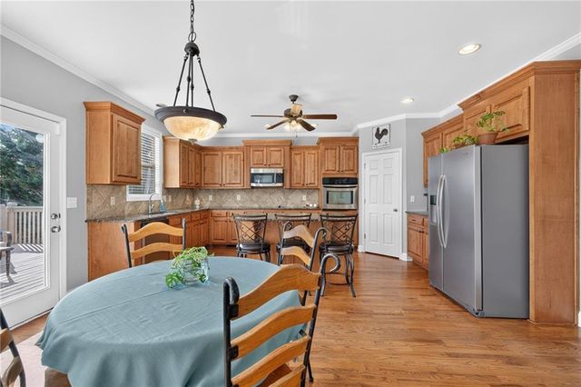 291 Durham Drive, Hoschton, GA 30548