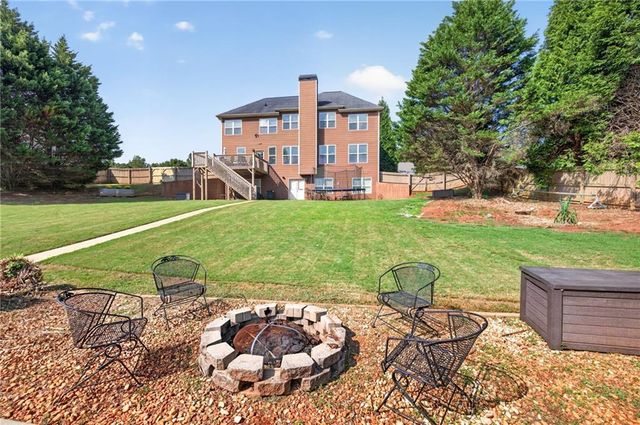 291 Durham Drive, Hoschton, GA 30548