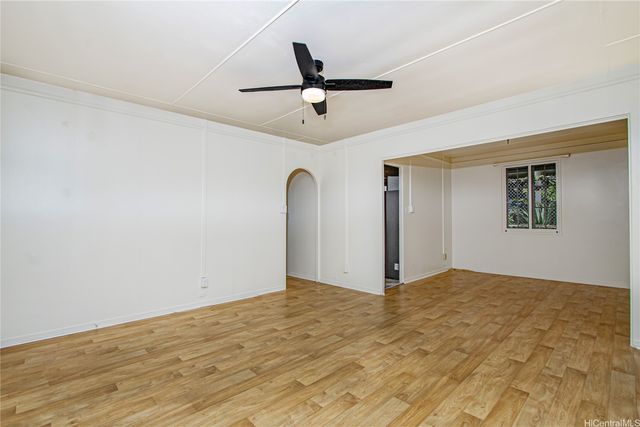 1044 Green Street A, Honolulu, HI 96814