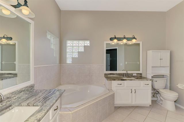 4327 MANFIELD DRIVE, Venice, FL 34293