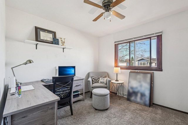 395 E OAK LANE, Oak Creek, WI 53154