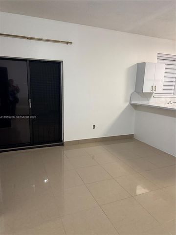 16200 SW 97th Ave effi, Miami, FL 33157