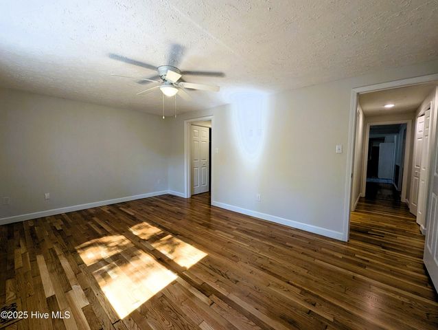 290 Diamondhead Drive S, Pinehurst, NC 28374